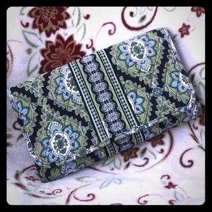 Vera Bradley Tri-Fold CD Holder